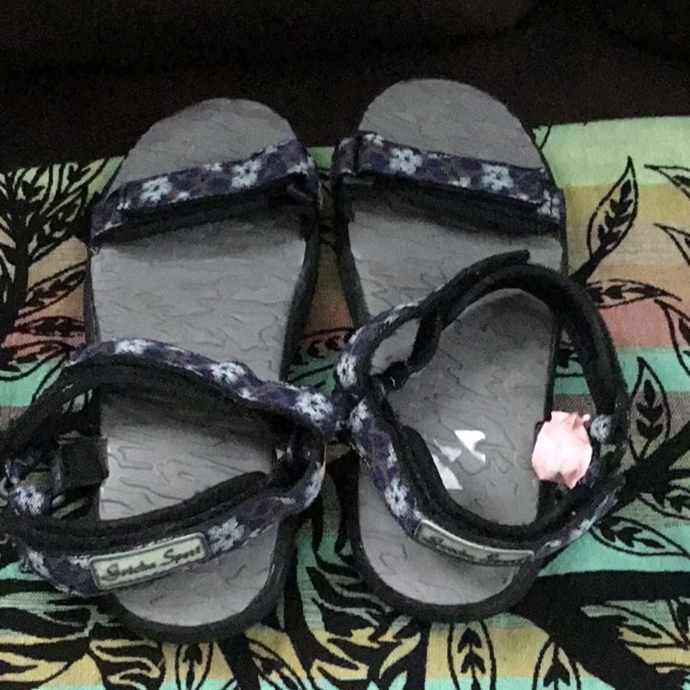 Gotcha Sport slippers NWOT